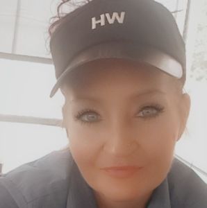 Meet your Posher, Dana